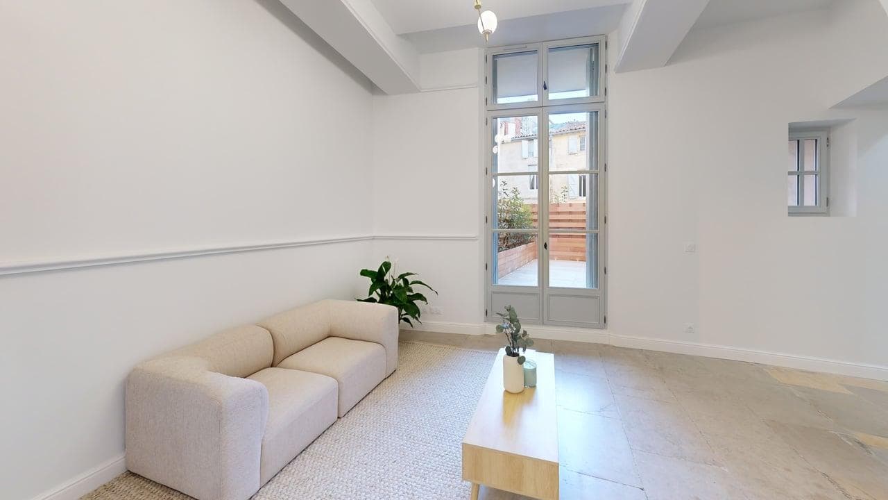 T3 dans l'Écusson de Montpellier, terrasse 30 m² — visite virtuelle 3D, photo 2