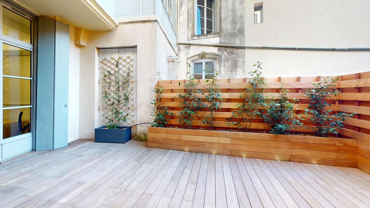 T3 dans l'Écusson de Montpellier, terrasse 30 m² — visite virtuelle 3D, photo 4