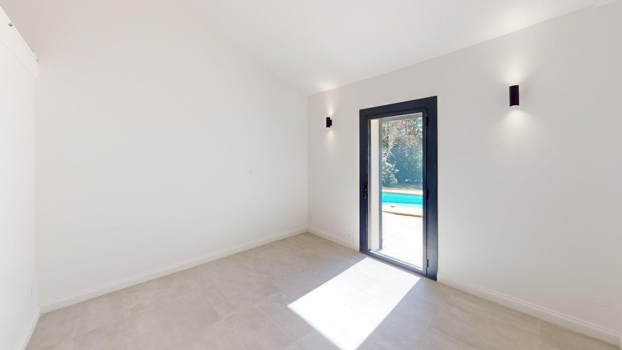 Maison rénovée à Assas — visite virtuelle 3D, photo 5
