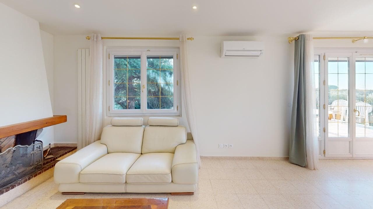 Maison avec terrasse et jardin au Crès — visite virtuelle 3D, photo 3