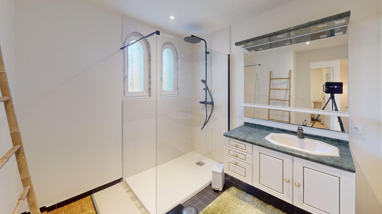 Maison avec terrasse et jardin au Crès — visite virtuelle 3D, photo 11