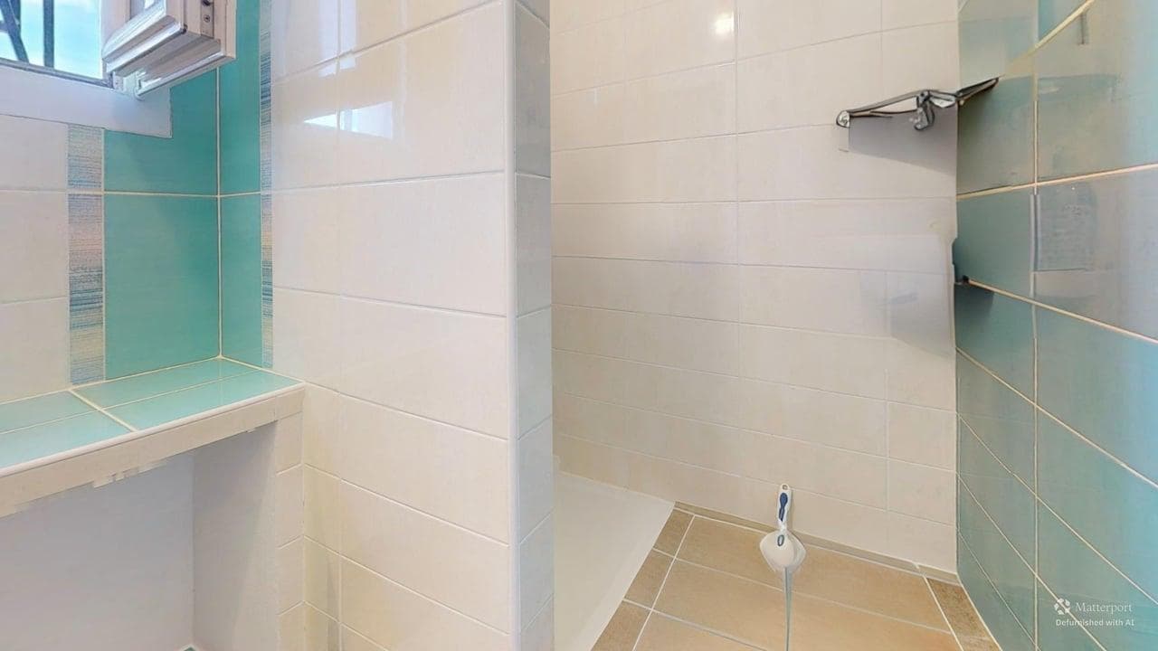 Maison de 200 m² avec piscine à Montferrier-sur-Lez — démeublé — visite virtuelle 3D, photo 8