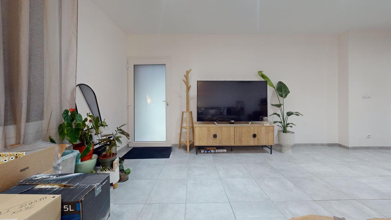 Maison de village rénovée de 90 m² à Assas — meublé — visite virtuelle 3D, photo 2