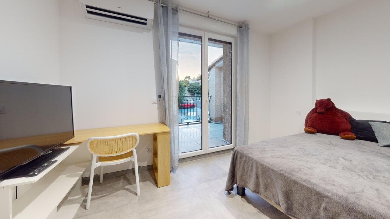 Maison de village rénovée de 90 m² à Assas — meublé — visite virtuelle 3D, photo 5