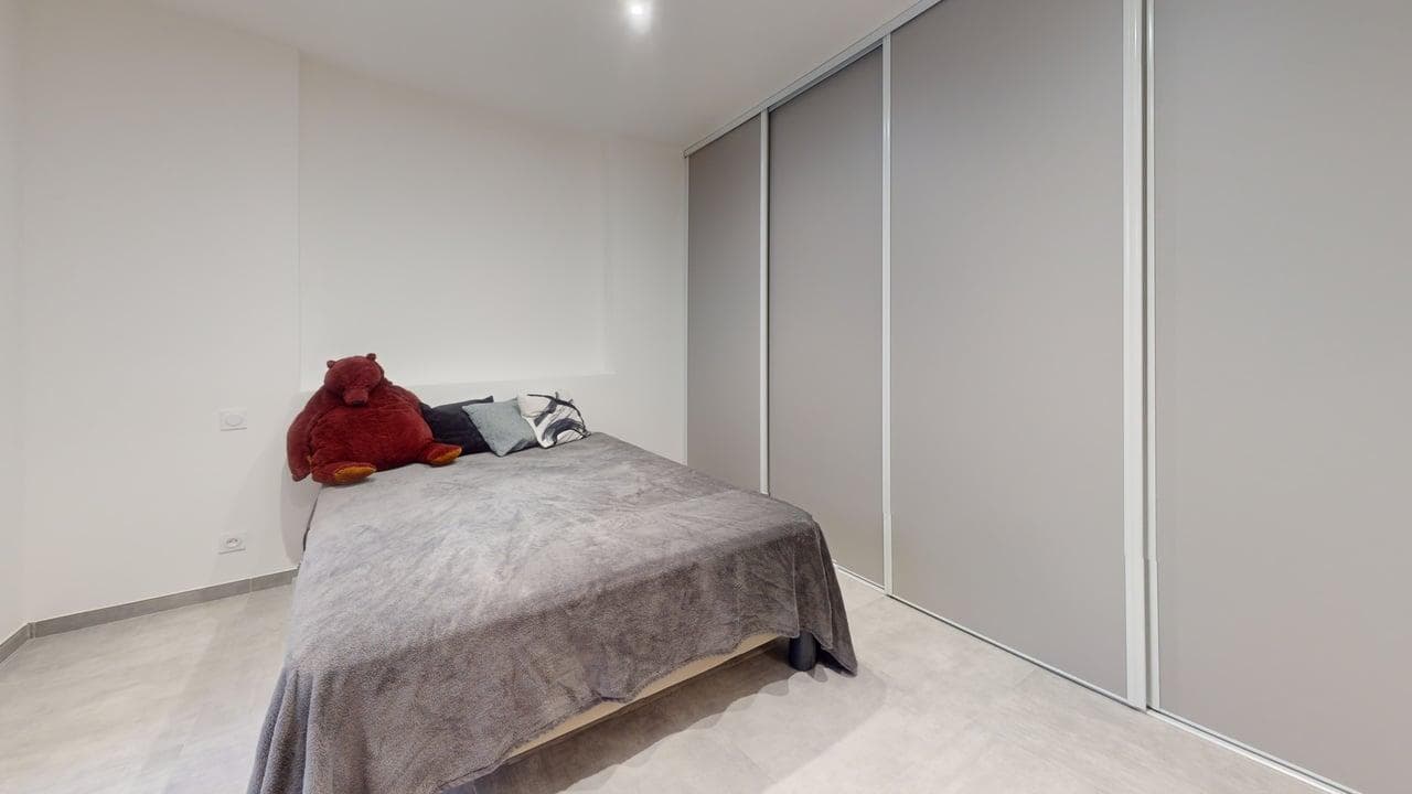 Maison de village rénovée de 90 m² à Assas — meublé — visite virtuelle 3D, photo 6