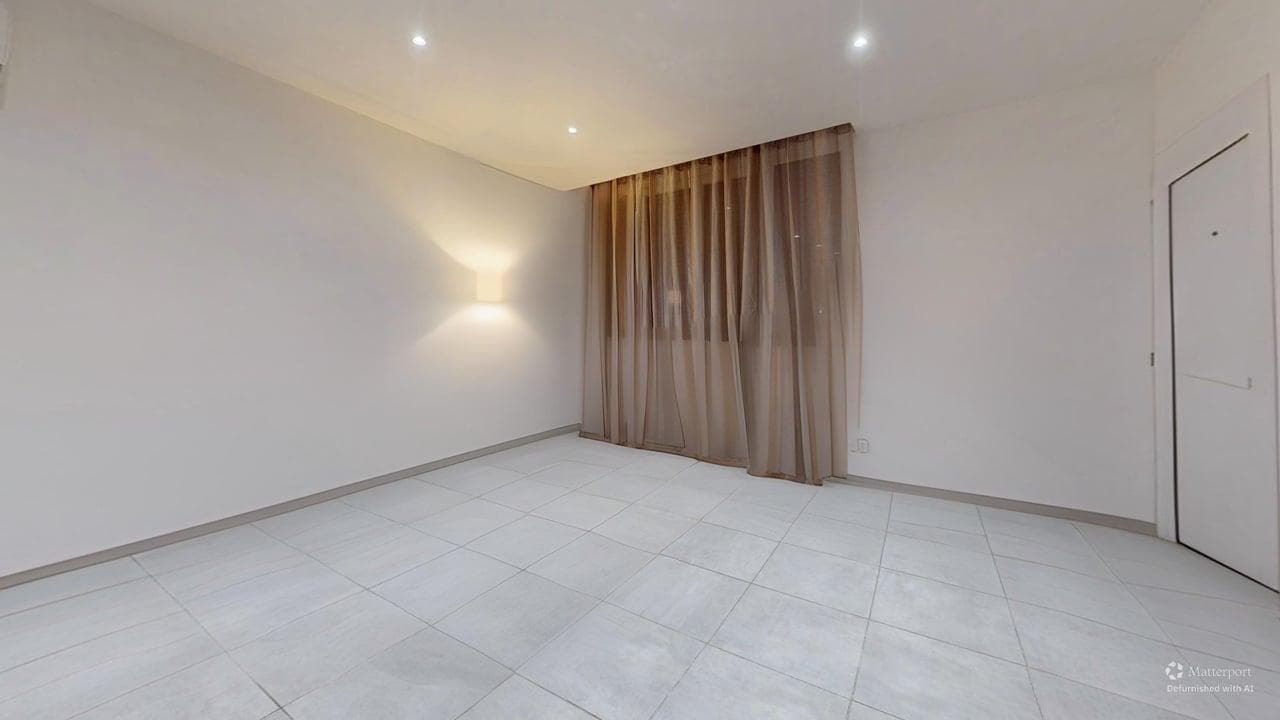 Maison de village rénovée de 90 m² à Assas — pièce démeublée par home staging virtuel